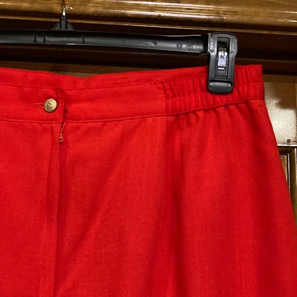 Size 14W/16 Red Sag Harbor Skirt with flex waist - Picture 4 of 9